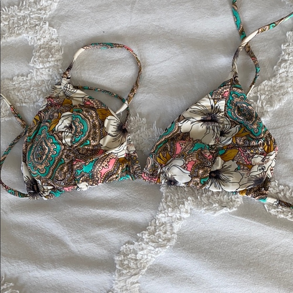 O’Neill REVERSIBLE swim top